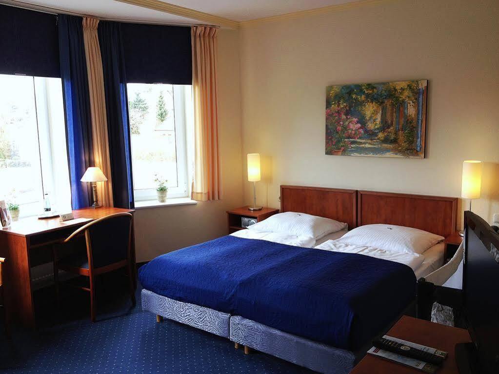 Hotel Klausdorfer Hof à Schwentinental Extérieur photo